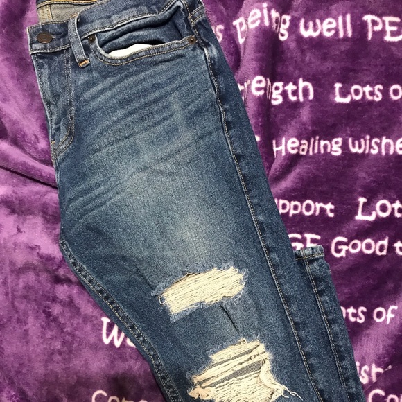 Hollister jeans - Picture 3 of 3